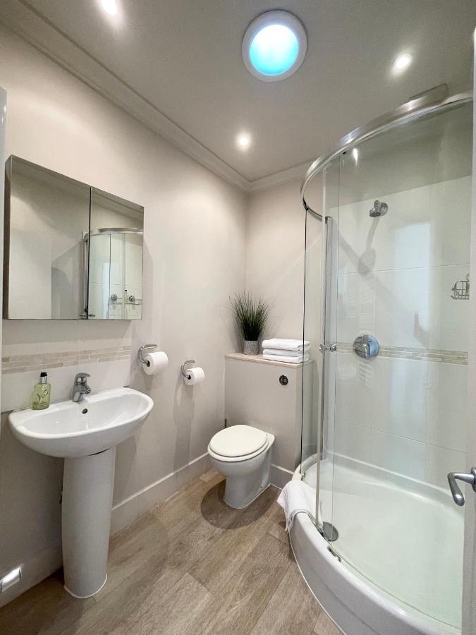 Victoria Maisonette Apartment Londra Exterior foto