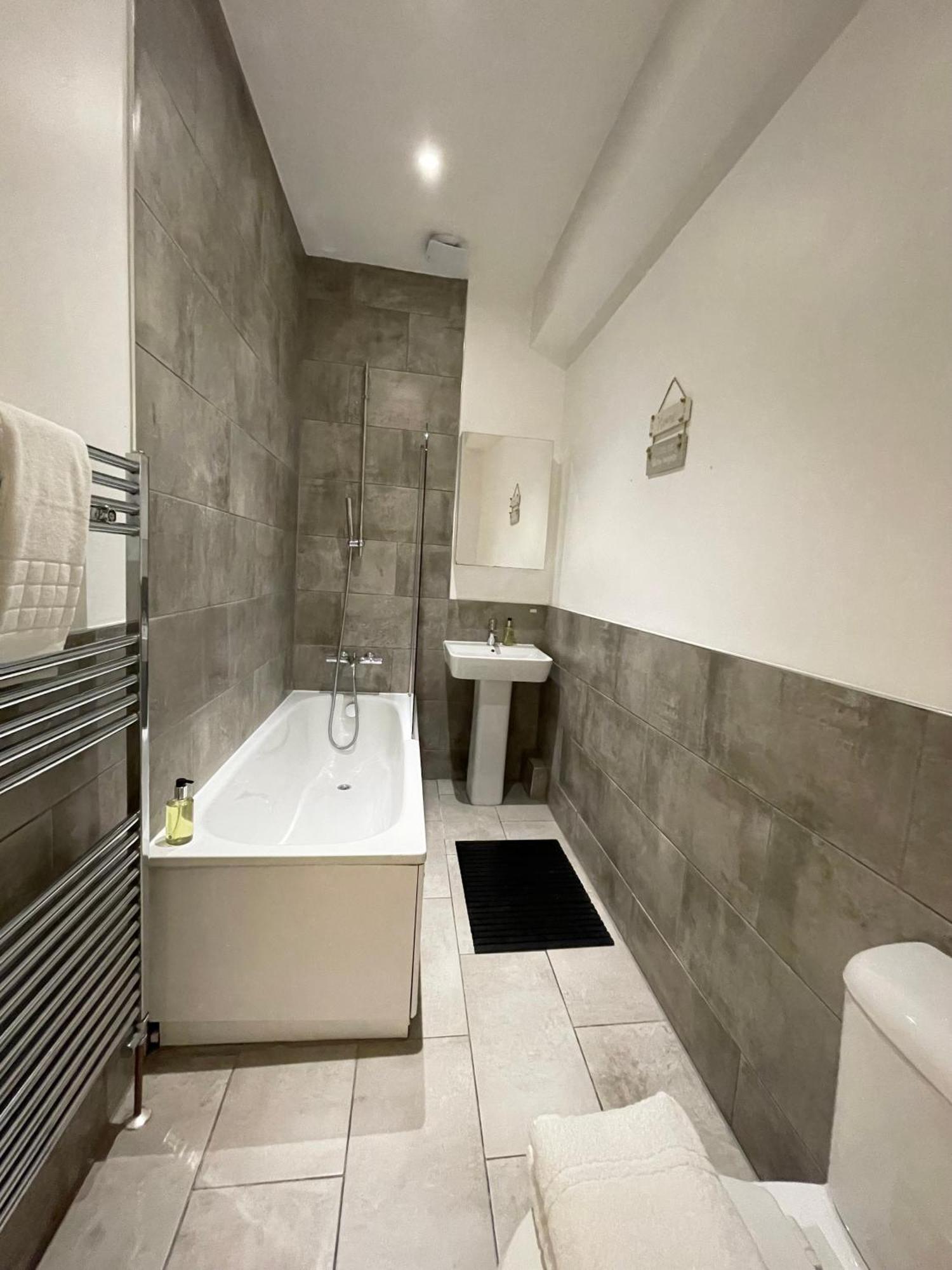 Victoria Maisonette Apartment Londra Exterior foto
